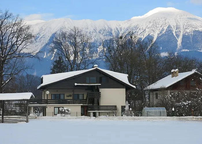 Golja Guest house 3*