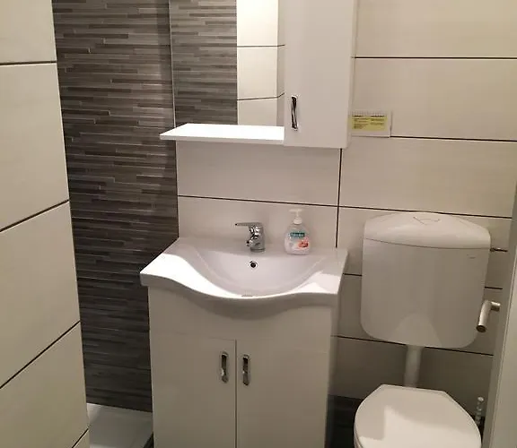 Golja Guest house 3*